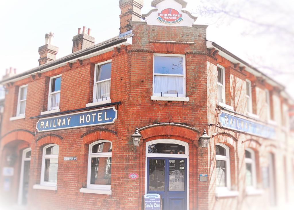 فيفرشام Railway Hotel المظهر الخارجي الصورة