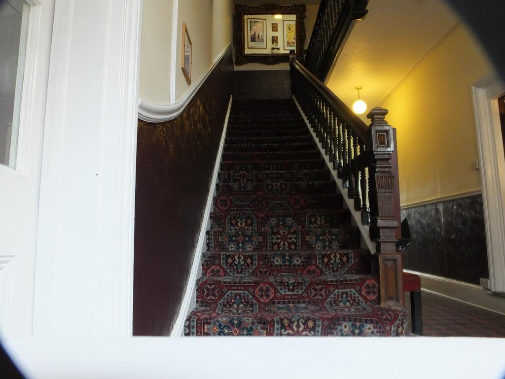 فيفرشام Railway Hotel المظهر الخارجي الصورة